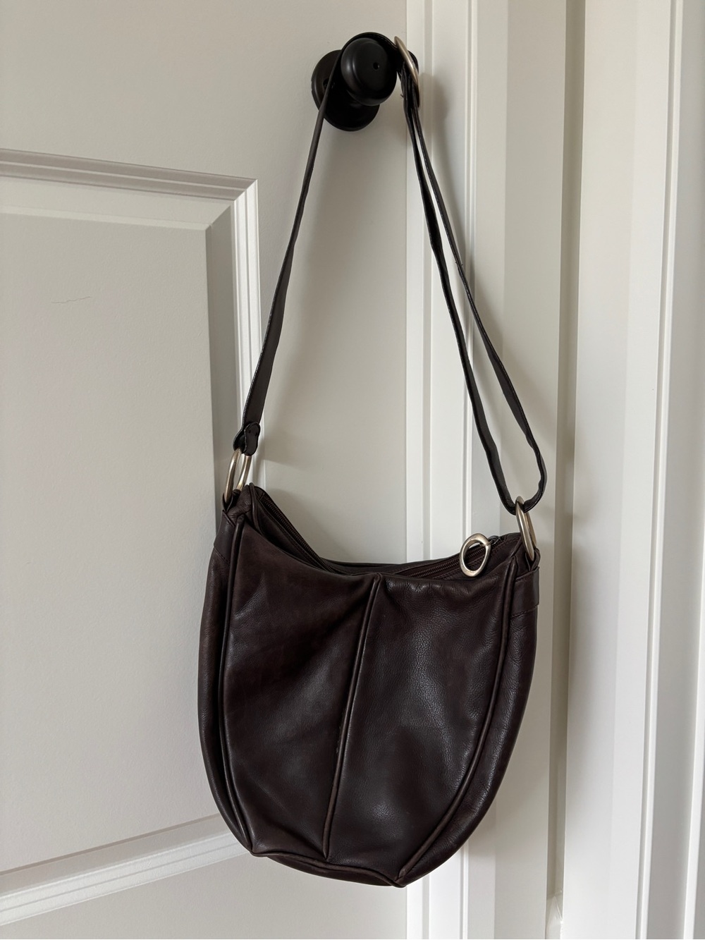 vintage De Vecchi by Hamilton Hodge brown leather hobo bag